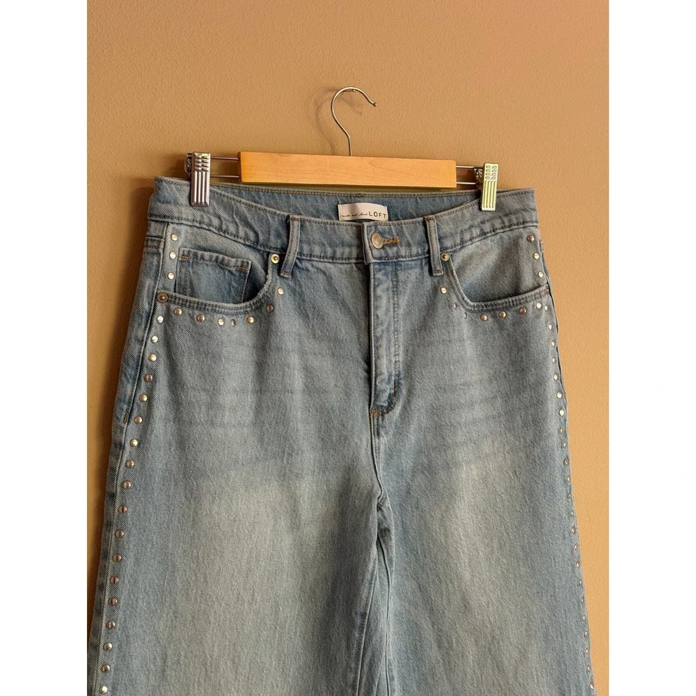 Studded Wide Leg Jeans Light Wash High Rise Denim Size 29/8